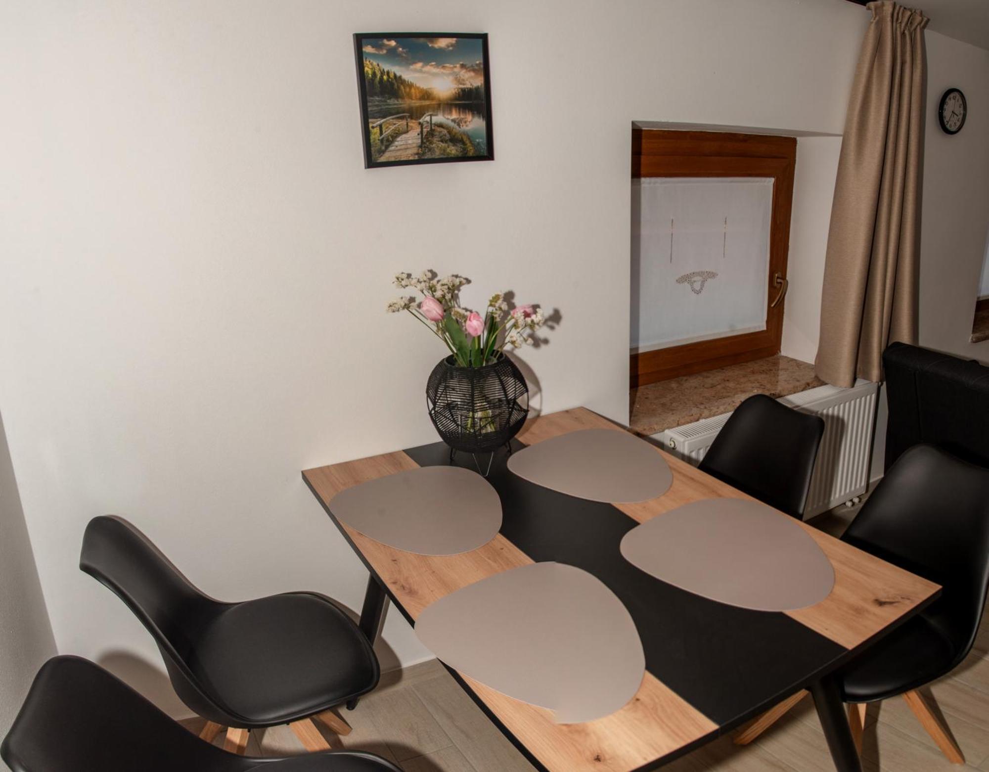 Apartmaji Tinta Kanal Buitenkant foto