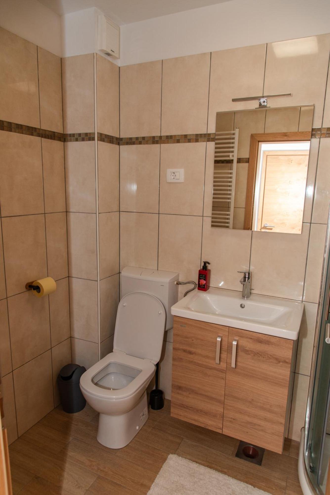 Apartmaji Tinta Kanal Buitenkant foto